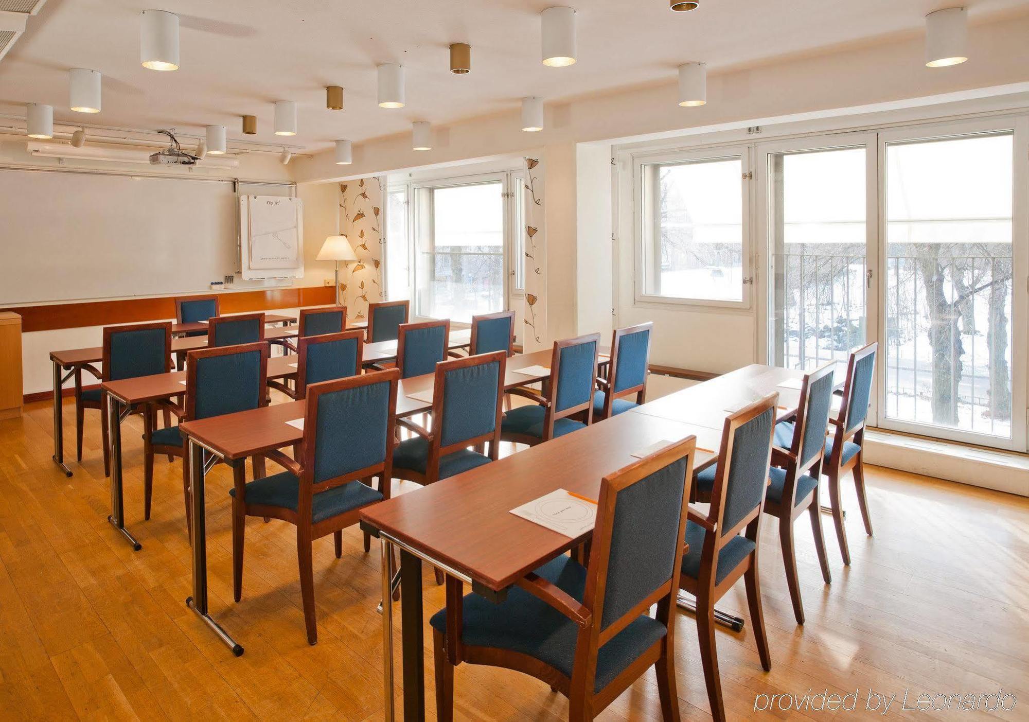 Scandic Park 4*